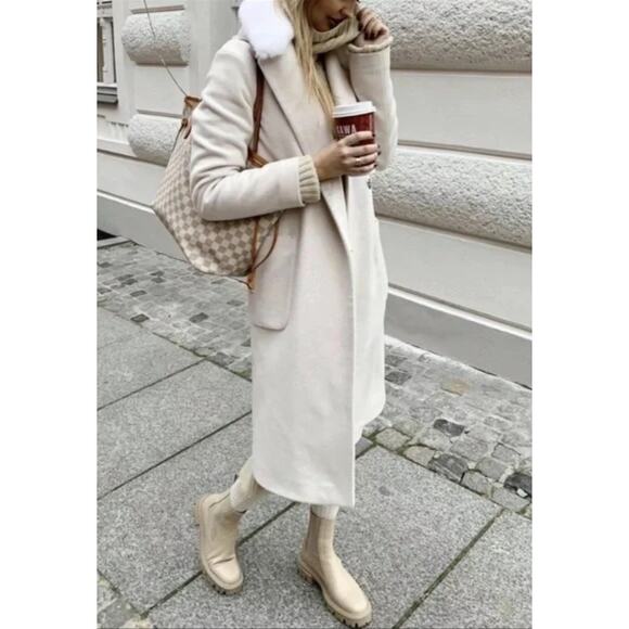 NWT Women Zara Bloggers Favorite Leather Lug Sole Boots size 9 in Tan Minimalist - Picture 1 of 6